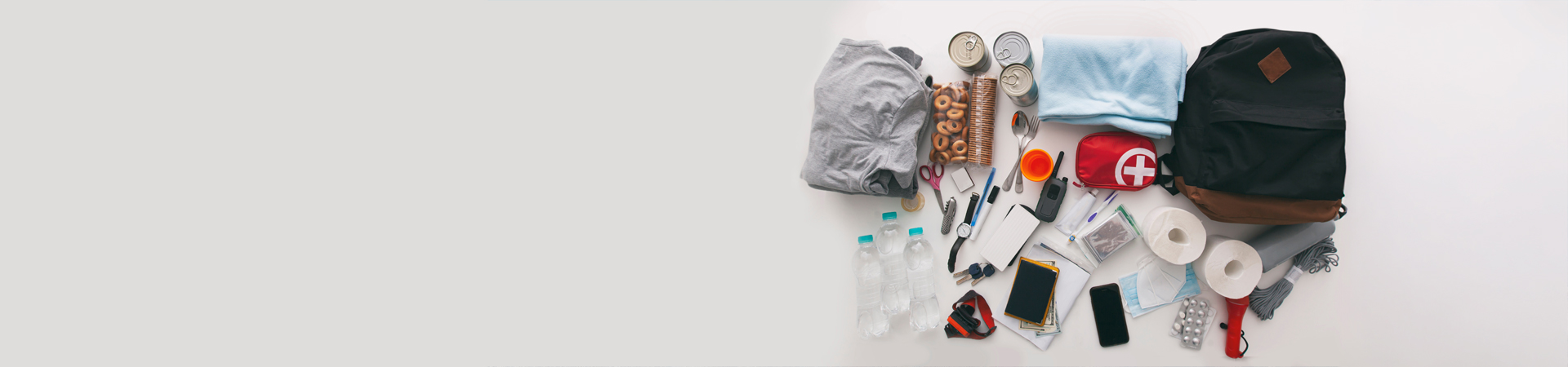 ce-contine-rucsacul-de-urgenta